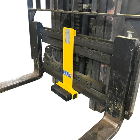 carriage mounted pallet stops